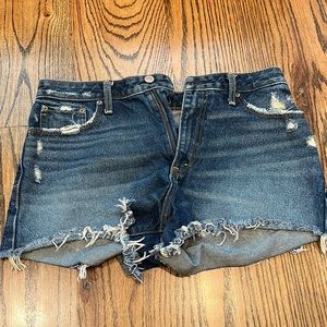 Abercrombie shorts size 28/6